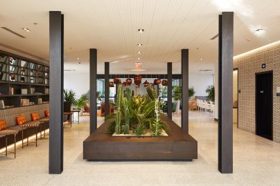 harrison-station-330-lobbyjpg-21718d56c5c86fb8