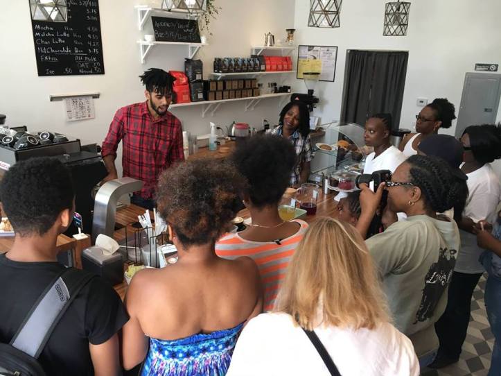 40074246_1798323460275438_893108770979184640_n